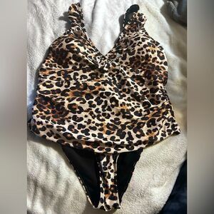 Plus size shein leopard print one piece swim suit size 2Xl